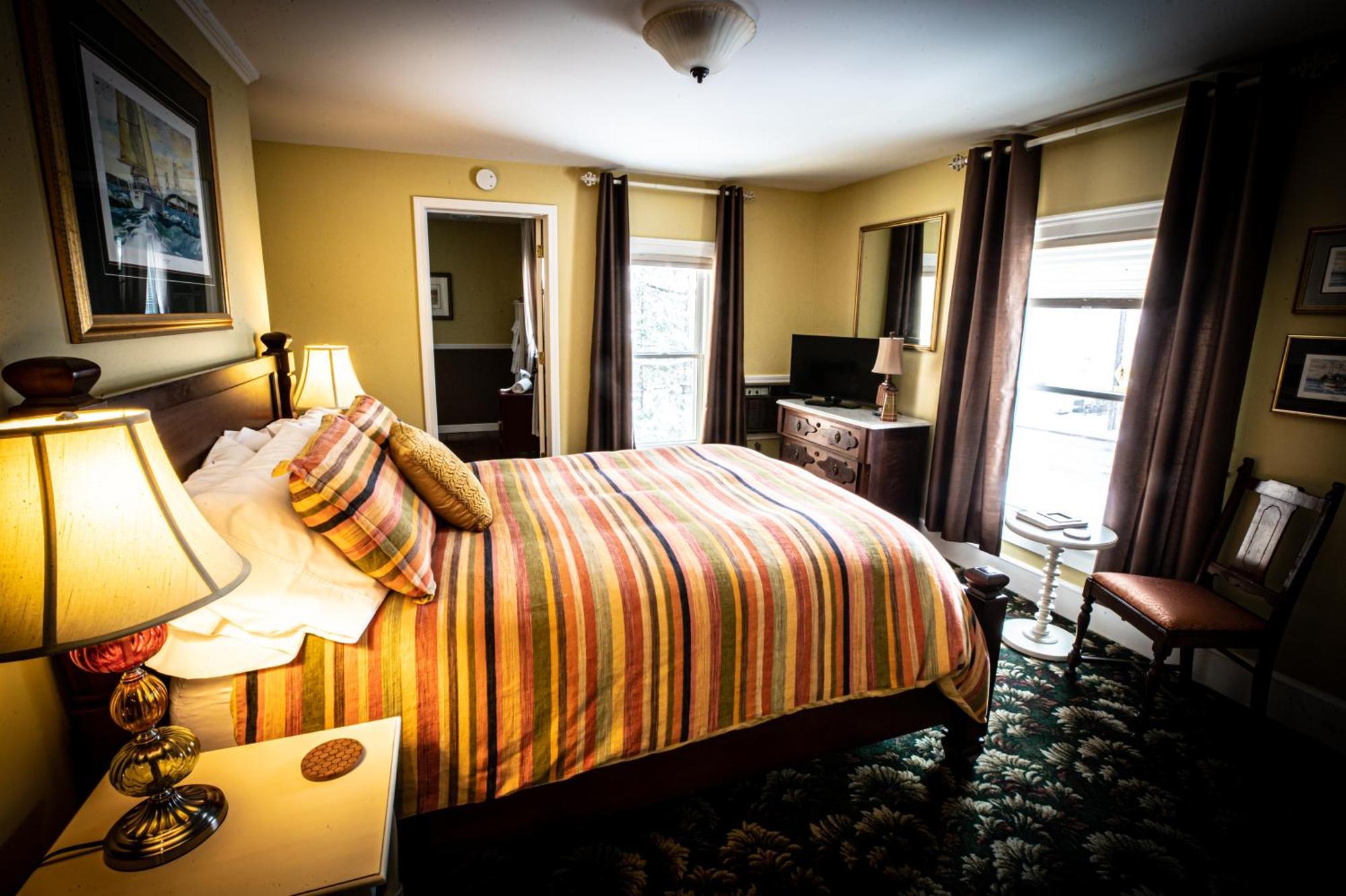 Twin Oaks Inn Saugatuck Zewnętrze zdjęcie
