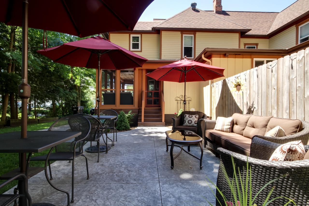 Twin Oaks Inn Saugatuck Zewnętrze zdjęcie