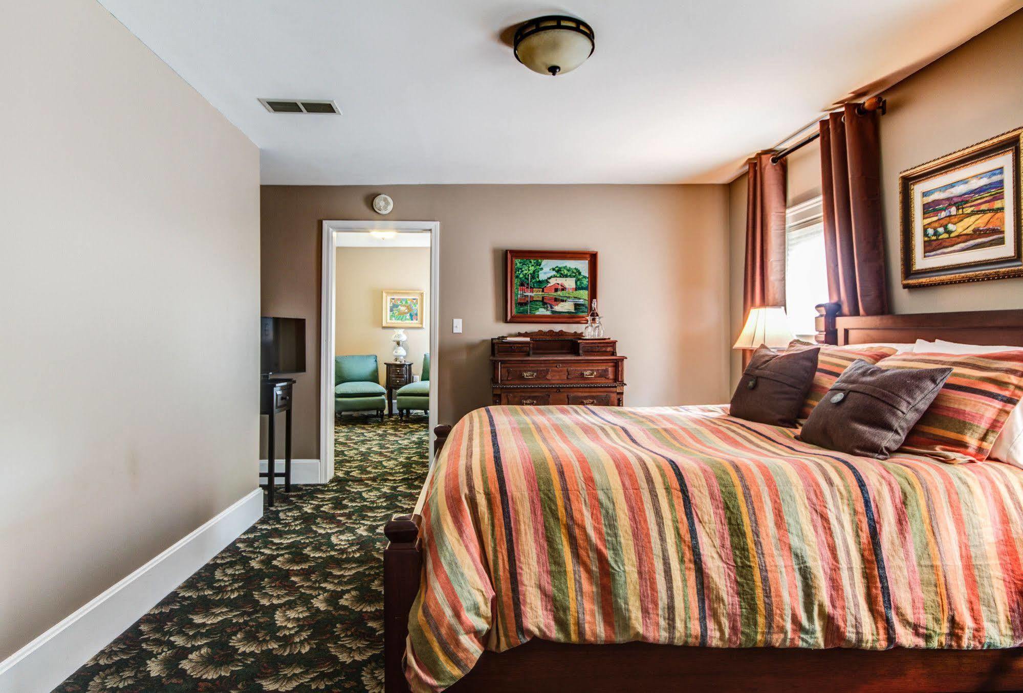 Twin Oaks Inn Saugatuck Zewnętrze zdjęcie