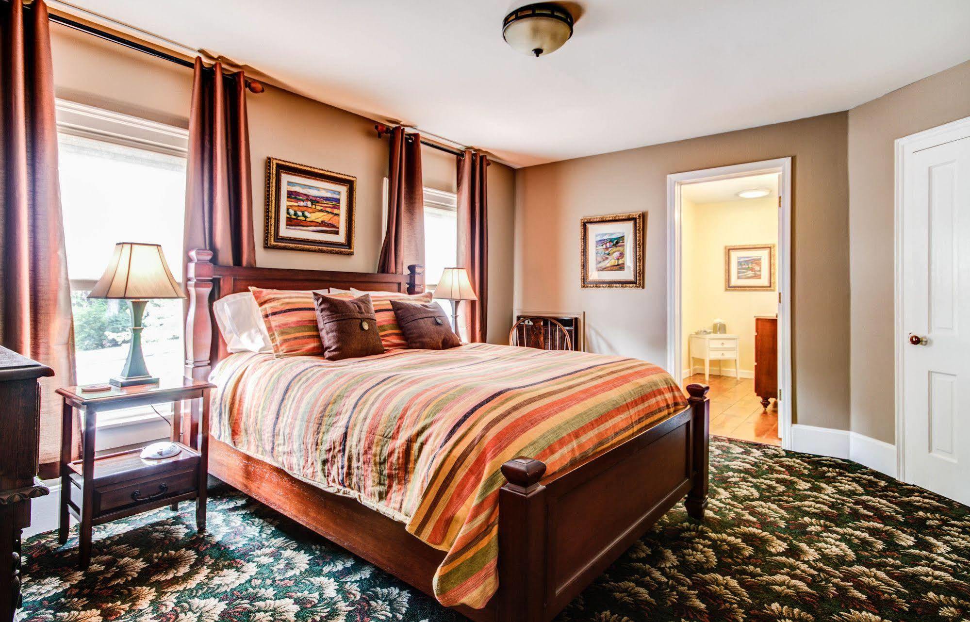Twin Oaks Inn Saugatuck Zewnętrze zdjęcie