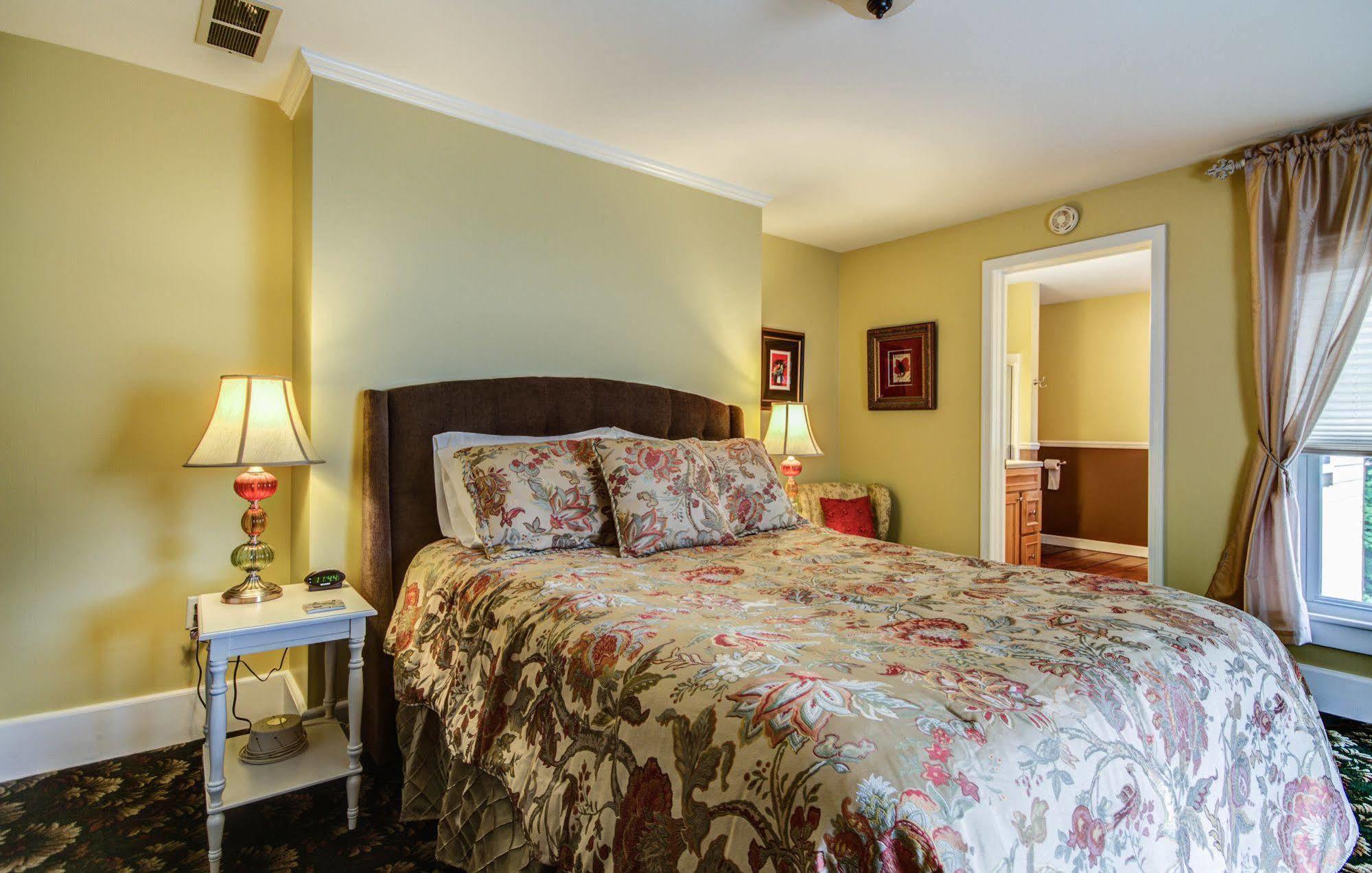 Twin Oaks Inn Saugatuck Zewnętrze zdjęcie